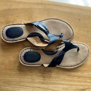 b.o.c. 8 Navy and Tan Sandals Beach Cruise